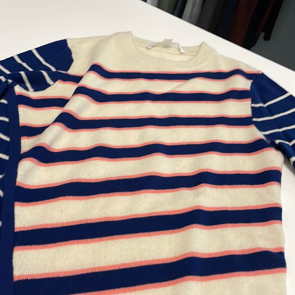 Veronica Beard Cashmere Asymmetrical Sweater. Size xs